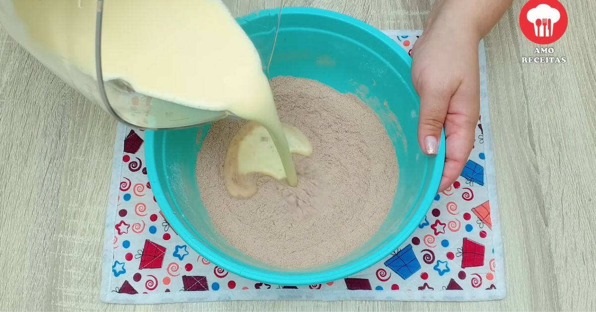 Bolo Recheado Chocolate Branco