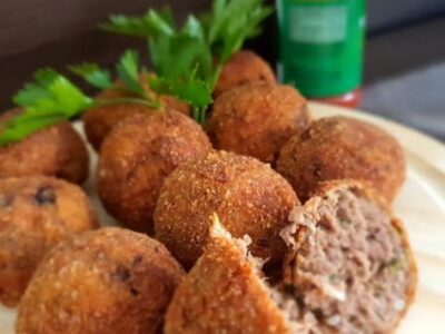 Bolinho de carne moida de buteco