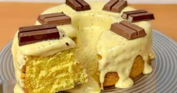 Bolo Mousse de Maracujá com KitKat