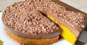Bolo de Cenoura Chocolatudo – Uma Delícia de Sobremesa