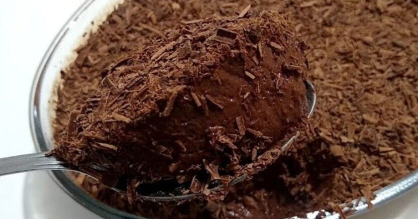 Mousse de Chocolate Delicioso: Sobremesa Fácil e Saborosa