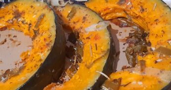 Abóbora Cabotiá Assada no Forno é um prato saboroso, nutritivo e fácil de fazer