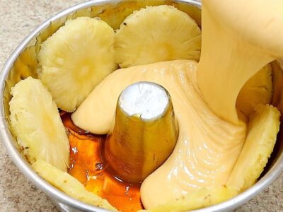 bolo abacaxi receita