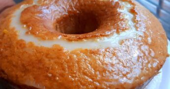 Bolo de Laranja com a Casca