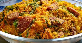 Farofa de Cenoura com Calabresa