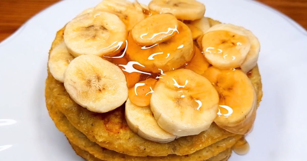  Panqueca de Banana com Coco e Mel