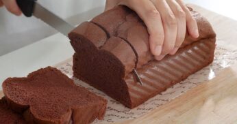 Pão ou bolo de chocolate