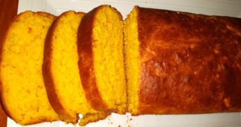 Pão de cenoura de liquidificador sem sovar, nutritivo e fácil além de delicioso