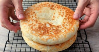 Pãozinho de frigideira para a família