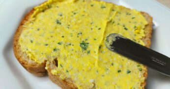 Patê de ovos é o melhor e mais fácil patê caseiro para comer com pão