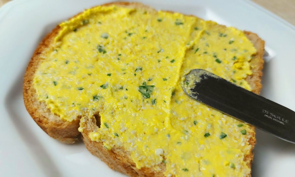  Patê de ovos é o melhor e mais fácil patê caseiro para comer com pão