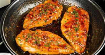 A receita de peito de frango mais deliciosa e fácil que você pode fazer em 10 minutos!