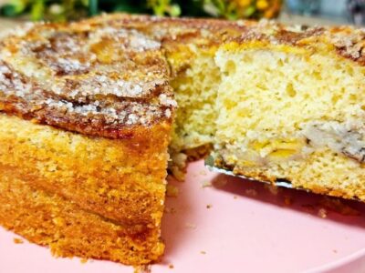 BOLO FÁCIL, RÁPIDO E FOFINHO DE BANANA