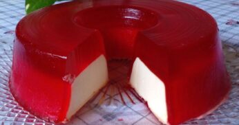 GELATINA RECHEADA – UMA SOBREMESA PRÁTICA COM APENAS DOIS INGREDIENTES