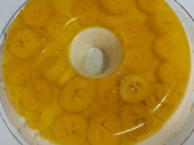 Mousse banana gelatina