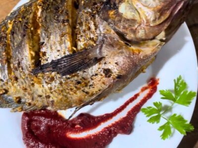Peixe assado forno pure beterraba