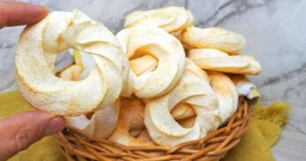 ROSQUINHA DOCE DE POLVILHO AZEDO: RECEITA SIMPLES E DELICIOSA!