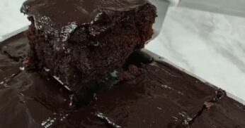 Bolo de café com chocolate é uma delícia que vai encantar seu paladar