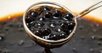 Conheça as Pérolas de Tapioca: aprenda a fazer o pobá caseiro para bubble tea