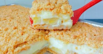 Perfeição: Torta cremosa de banana tráz o contraste entre o creme suave e a farofa crocante