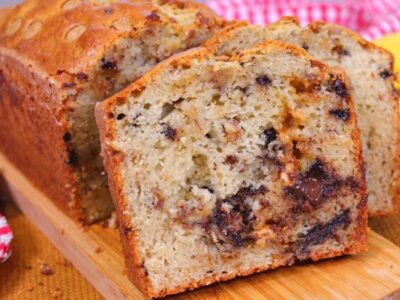 BOLO DE BANANA COM CHOCOLATE