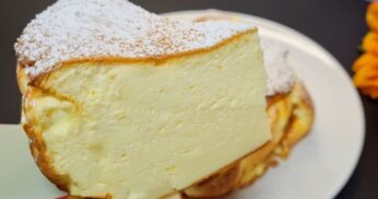 Nunca comi um bolo de iogurte tão fofo como uma nuvem, é esse que todos pedem a receita