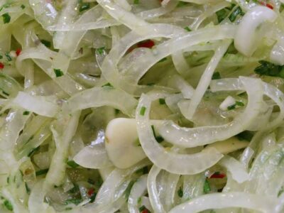 salada cebola