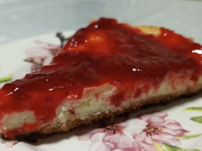 Cheesecake de Morango Maravilhoso A Sobremesa Que Vai Virar Sua Favorita!