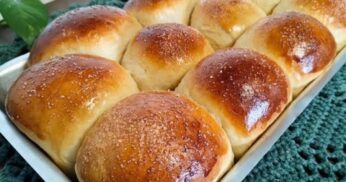 Pão Doce de Padaria Fofinho Sem Ovos: Surpreendentemente Delicioso!