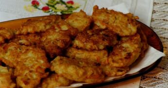 Bolinho que faço quando acaba a carne e então ninguém sente falta, é salgado, temperado e econômico