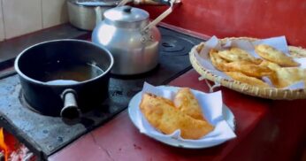 Pastel de pinga à moda antiga pode ser a alma de qualquer encontro no sítio