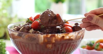Brownie Alagado na Taça: A Novidade Deliciosa para Impulsionar suas Vendas no Natal