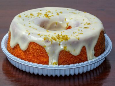 Bolo de Limão com Cobertura de Limão