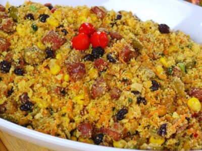 Farofa de Natal Úmida e Saborosa Receita Fácil e Rápida