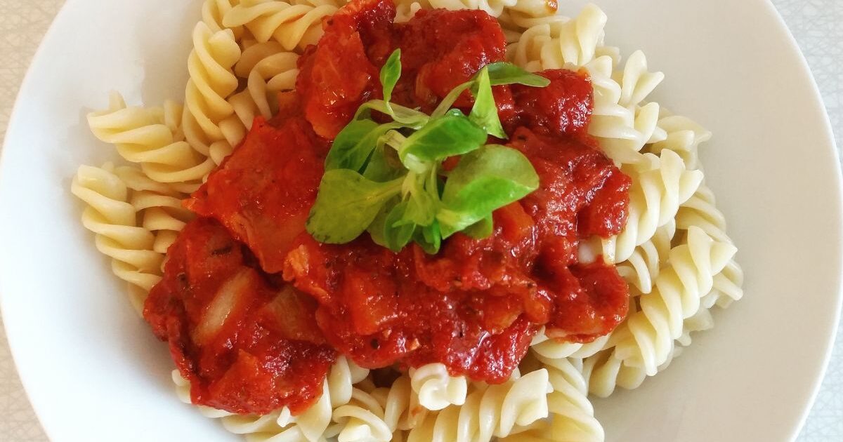 Molho de Macarrão com Creme de Leite Simples