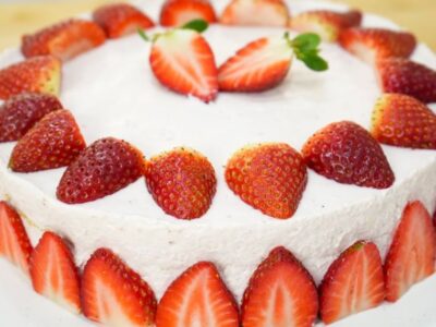 Bavaroise de Morango Uma Sobremesa Refrescante e Sofisticada