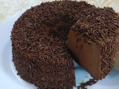 Brigadeirao Cremoso Uma Delicia Irresistivel para sua Sobremesa