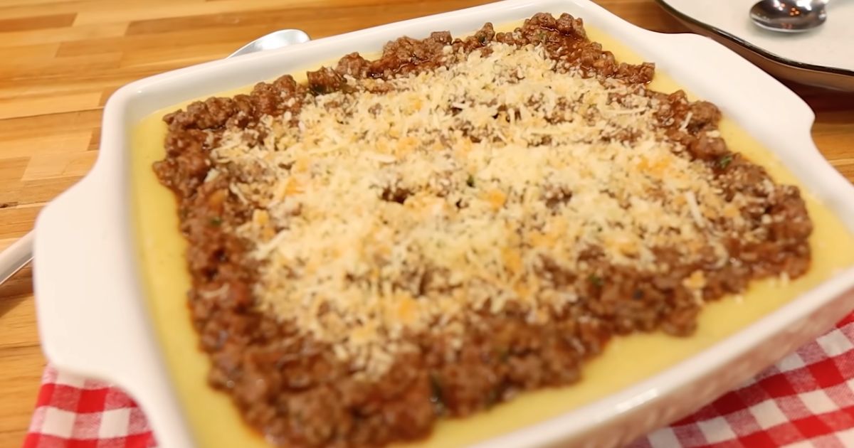 Polenta Cremosa com Carne Moída