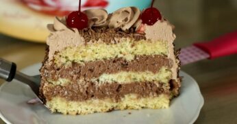 Aprenda O Recheio Das Docerias Famosas | Mousse De Chocolate Trufado | Karen Munhoz