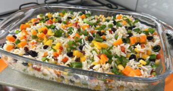 Arroz À Grega Fácil E Delicioso Para O Seu Natal